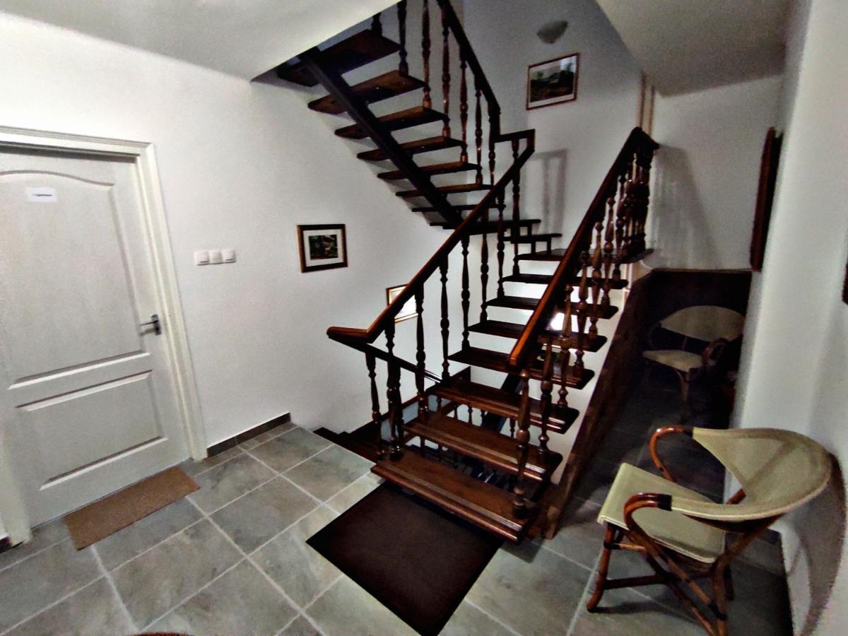 Alea Apartmanok Harkany Ngoại thất bức ảnh